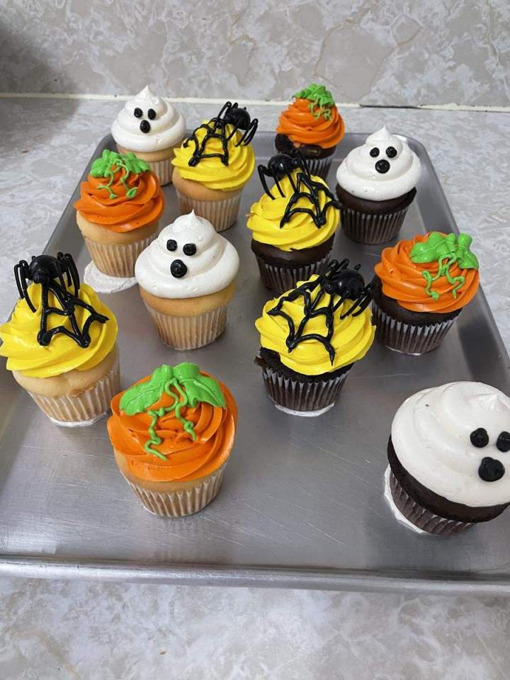 Made to order cake service in Mercier